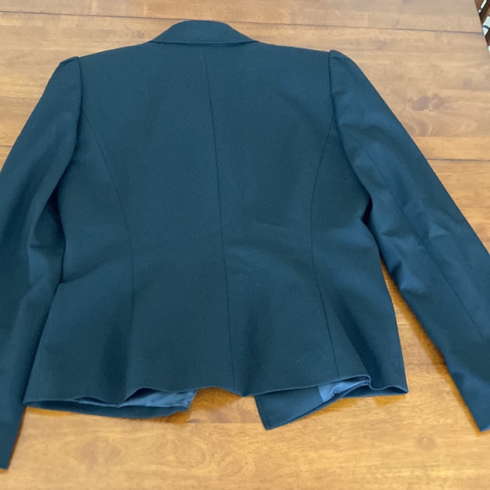 Jacket - Picture 7 of 7